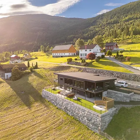 Villaopheim Stryn